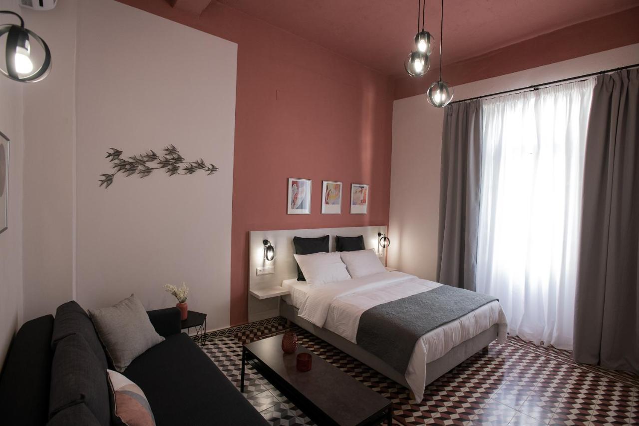 Elegant Apartment In The Heart Of Heraklion Ngoại thất bức ảnh